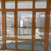Fenêtres upvc coulissantes avec moustique net à l'intérieur du cadre coulissant le chabin de vitrage de vitrage couvercle en pvc portes