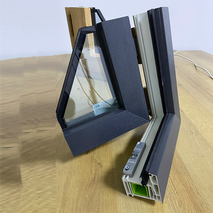 Fenêtre à battants de 70 mm avec double vitrage à déclenchement
