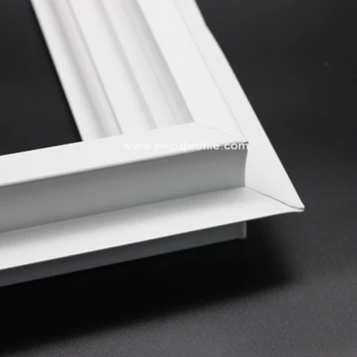 Profilés en PVC Americano Linea pour portes et fenêtres
